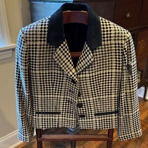 Cropped Black and Tan Women's Blazer